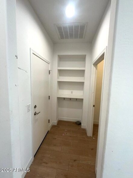 Building Photo - 10965 W Polk St