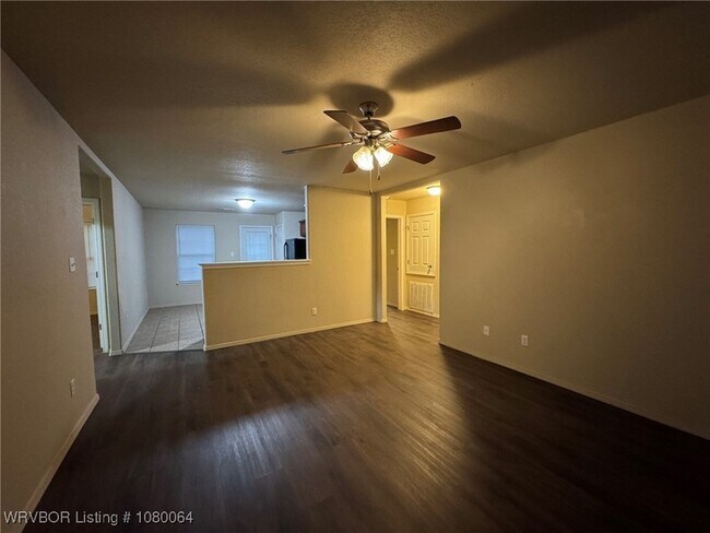 Building Photo - 6516 Huntington Ct