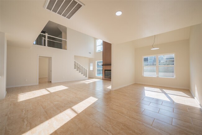 Building Photo - 1923 Big Horn Dr