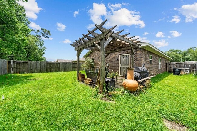Building Photo - 8802 Shady Vista Ln