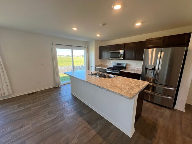 Building Photo - 7615 Violet Ln