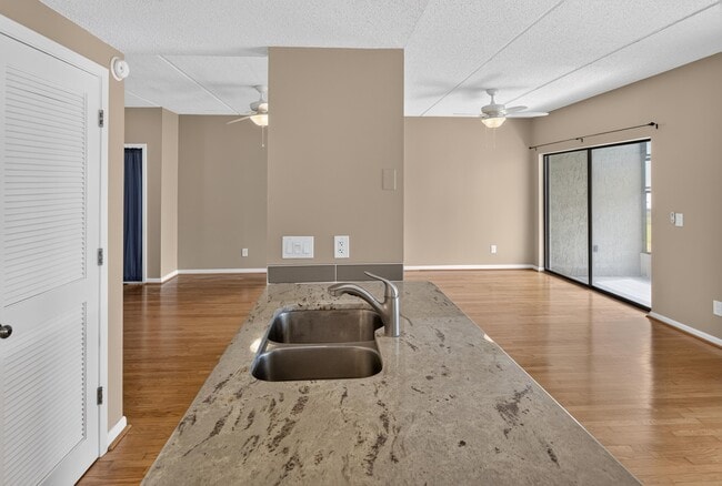 Building Photo - 29 Aledo Ct