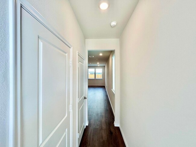 Building Photo - 7012 Cottonseed Dr