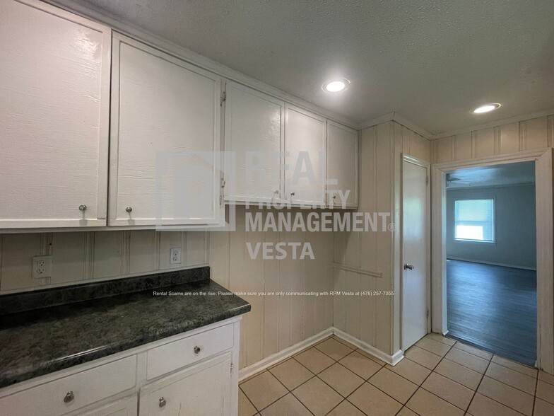 Building Photo - 2962 Glenrock Dr