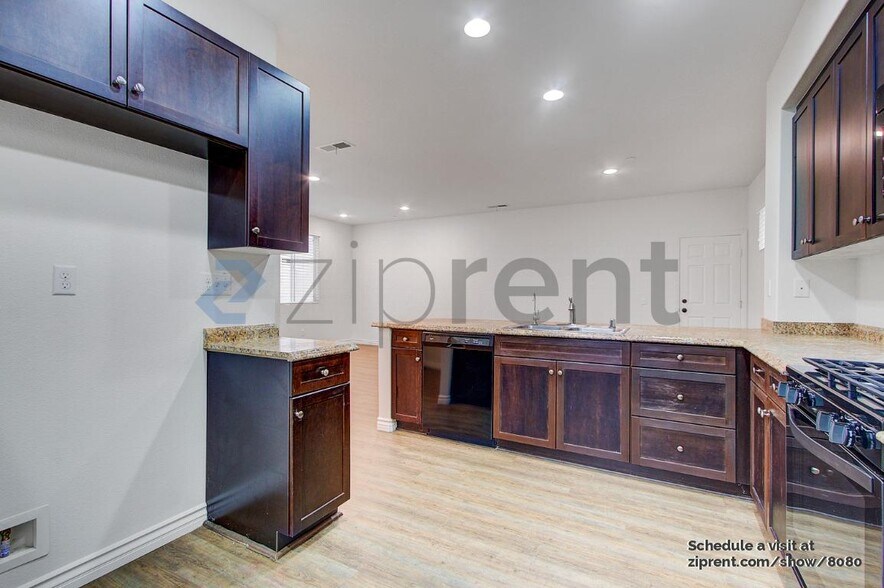 Building Photo - 7014 Logsdon Dr