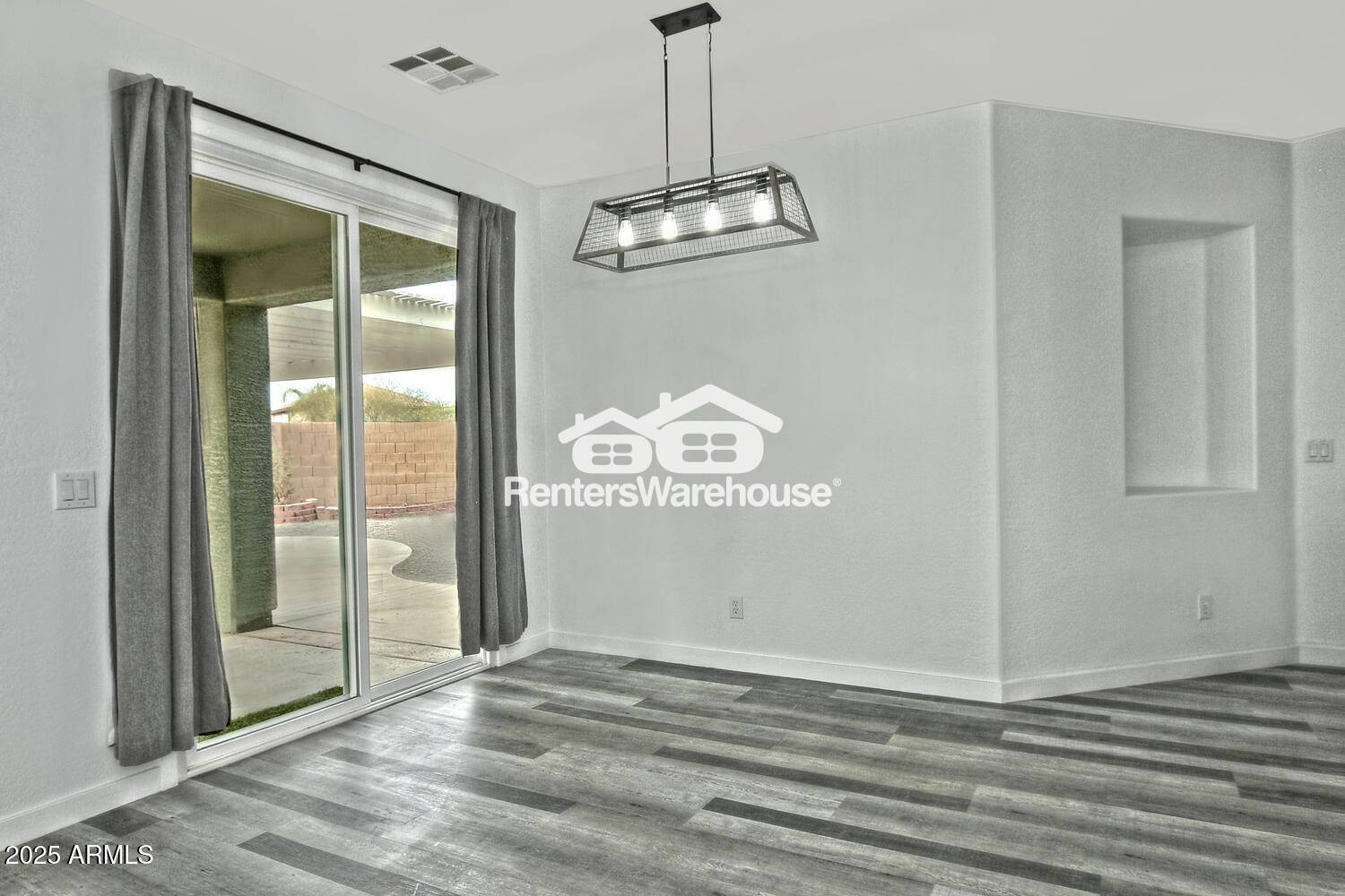 Building Photo - 4648 S Emery