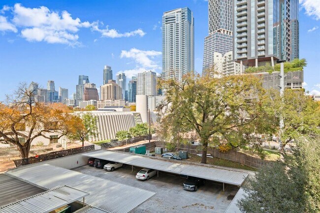 Building Photo - 54 Rainey St