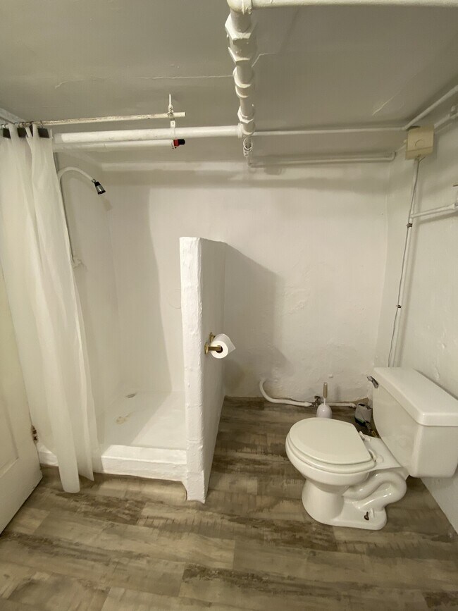 Building Photo - 525 S Lafayette