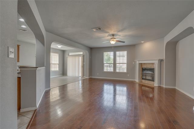 Building Photo - 601 Port Royale Way