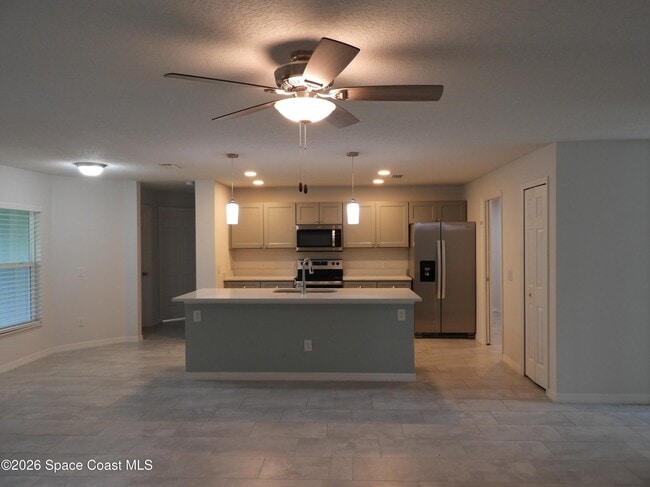 Building Photo - 1530 Paley Cir SE