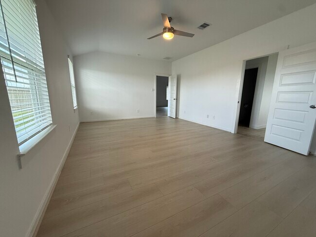 Building Photo - 4303 Whitefish Ln