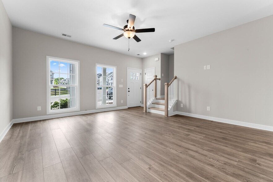 Building Photo - 217 Holywell Dr