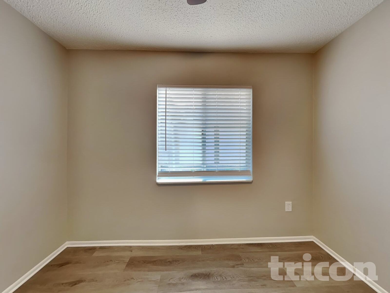 Building Photo - 1455 Marigold Dr