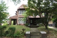 Building Photo - 9501 Shakespeare Pkwy