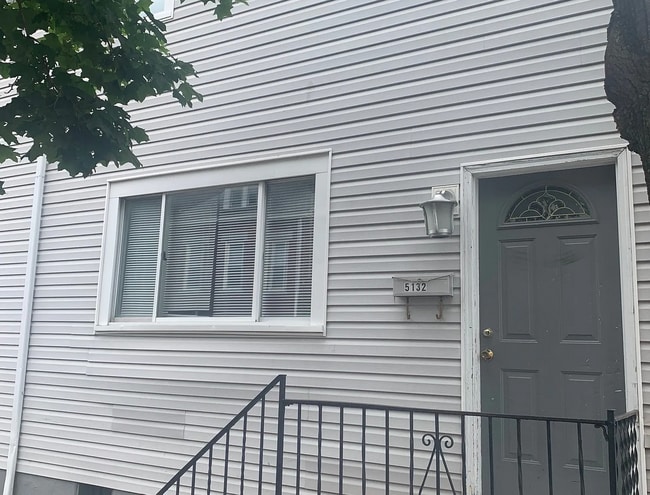 Building Photo - Lawrenceville Super spacious townhome