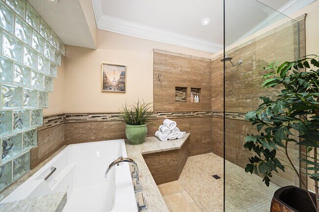 Building Photo - 370 Cypress Point Dr