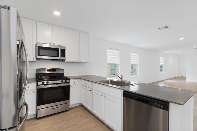 Building Photo - 9126 Selene Pl