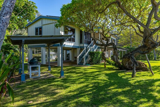 Building Photo - Maluhia Beach House: Private Beachfront Ge...