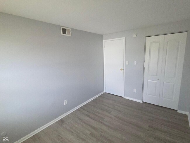 Building Photo - 3338 Tara Ln