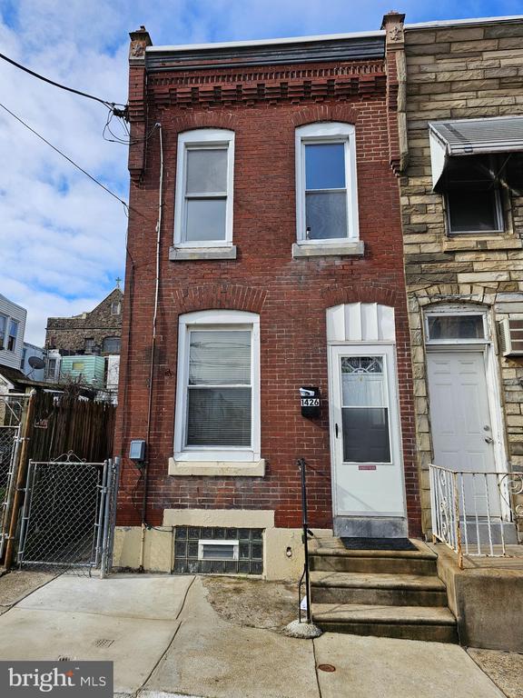 Building Photo - 1426 Imogene St