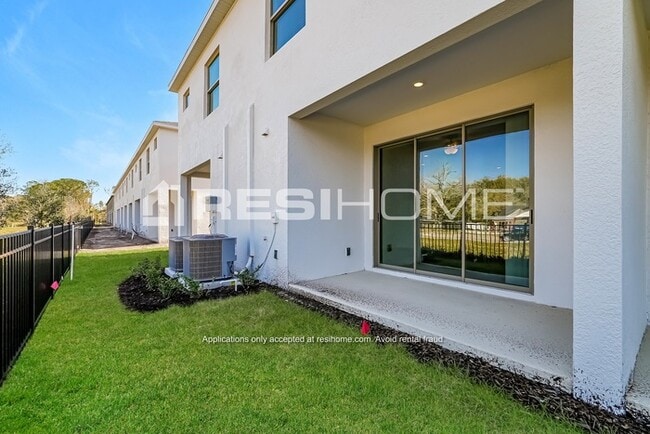 Building Photo - 28425 Wave Crst Pl
