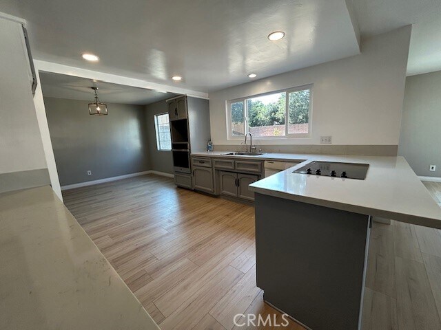Building Photo - 1661 Ridley Ave