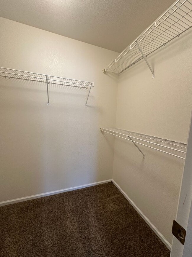 Building Photo - Beautiful 2BD/2.5BA Lafayette Home!