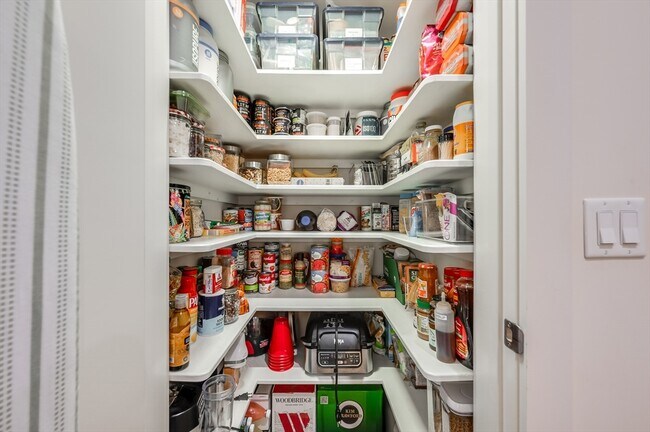 Building Photo - 121 Portland St