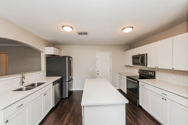 Building Photo - 11162 Summer Star Dr