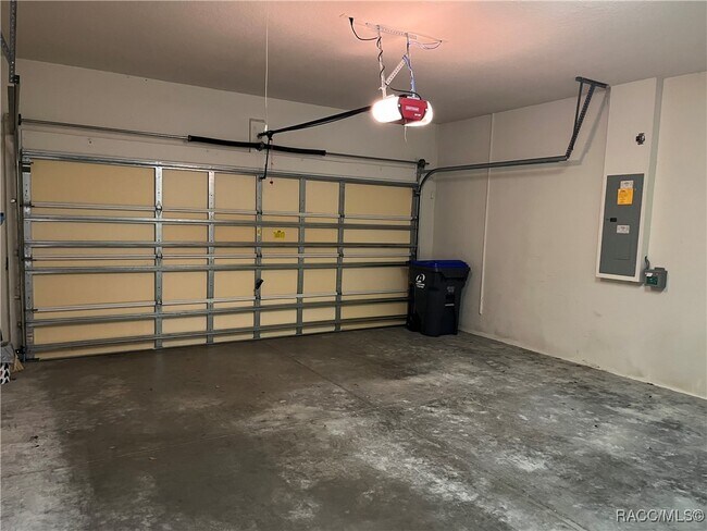 Building Photo - 1569 W Caroline Path