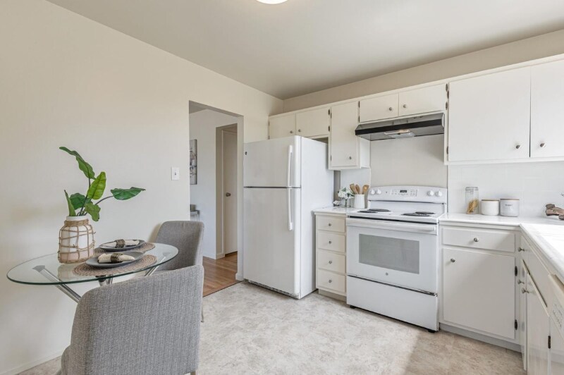 Building Photo - 157 Longview Dr