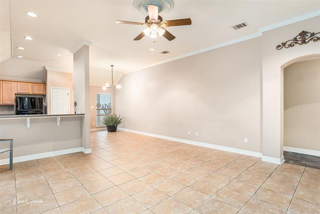Building Photo - 3233 Grand Lake Dr