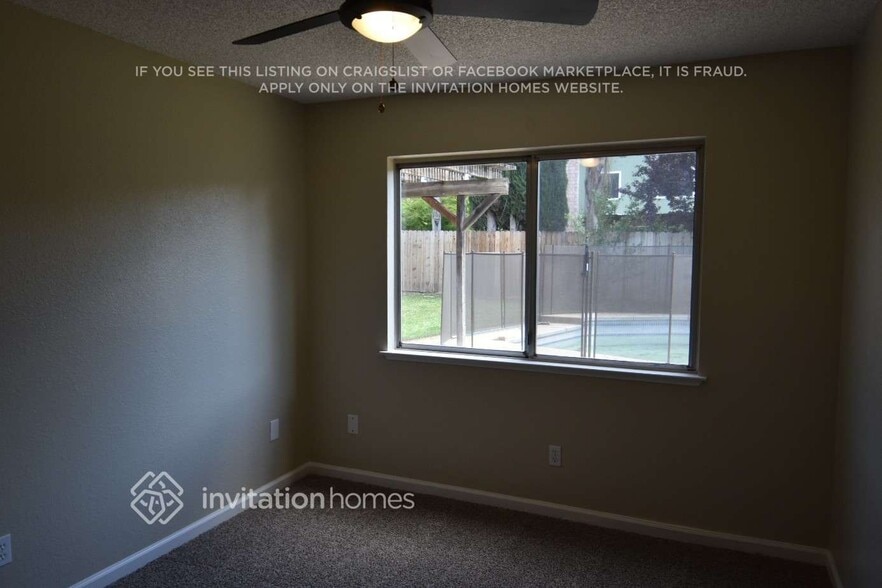 Building Photo - 9905 Country Oak Ct