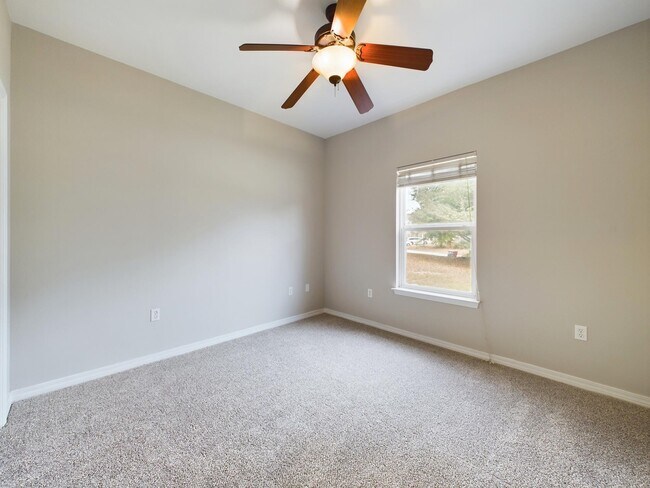 Building Photo - 143 Creve Core Dr