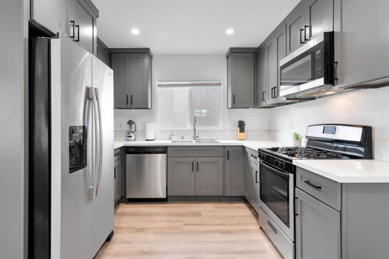 Building Photo - 1427 254th St