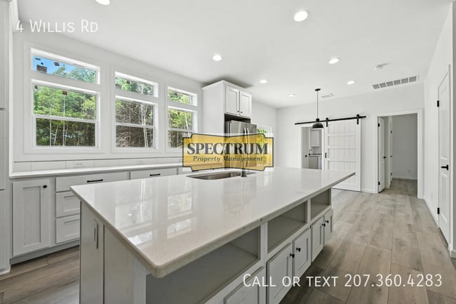 Building Photo - 4 Willis Rd