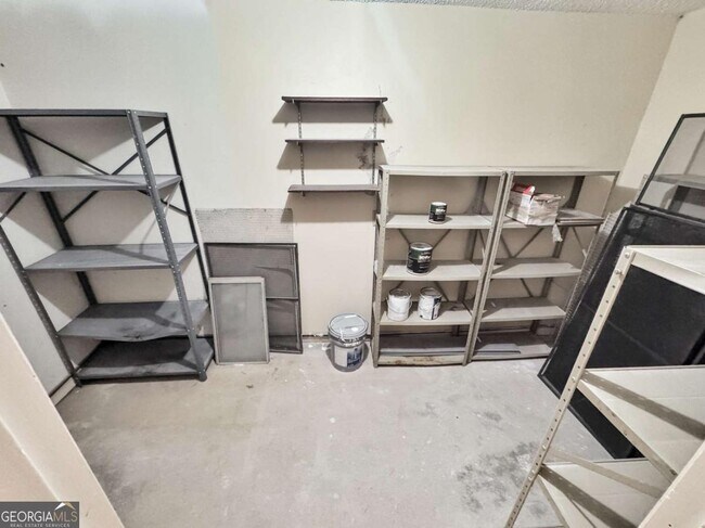 Building Photo - 4051 Coyte Dr