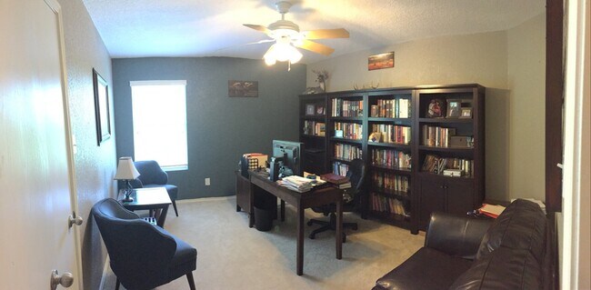 Building Photo - 8911 Rainbow Crk