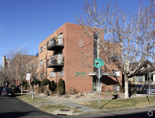 Building Photo - The Shamrock