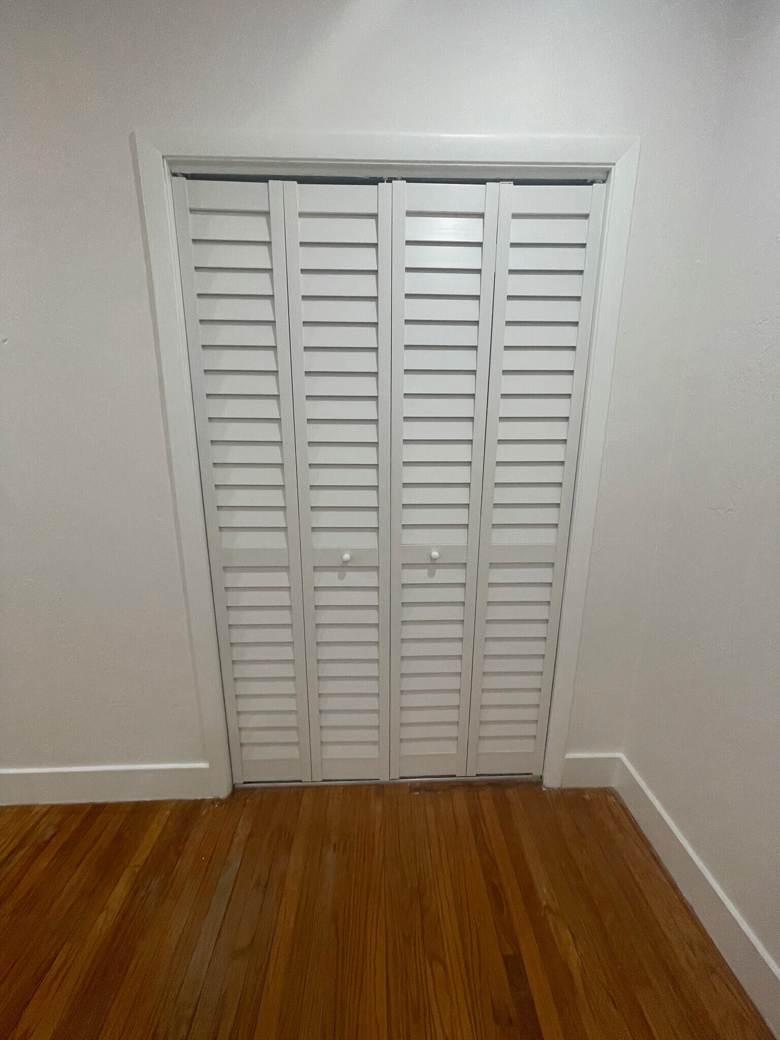 Building Photo - 2510 SW 27th St