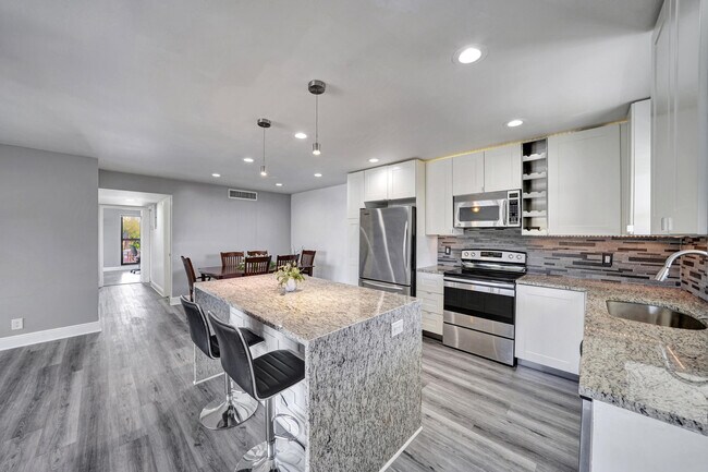 Building Photo - 516 Osprey Dr