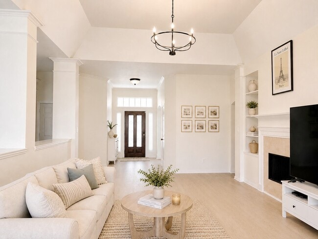 Building Photo - 3043 Summercrest Dr