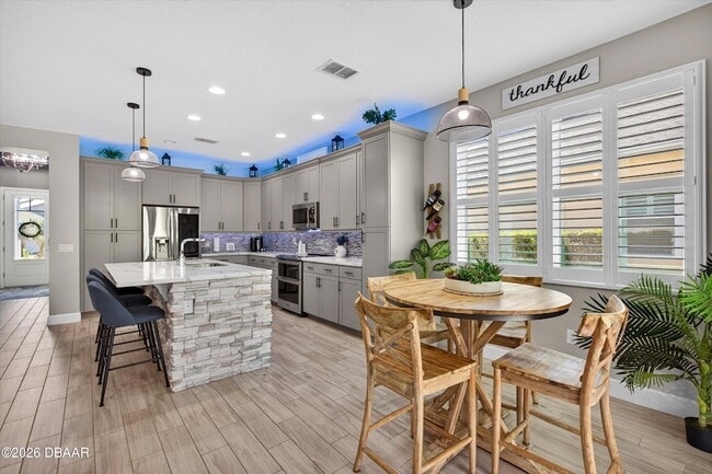 Building Photo - 504 Coral Reef Way