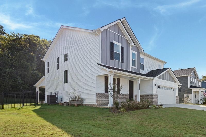 Building Photo - 3038 Fernwood Ln