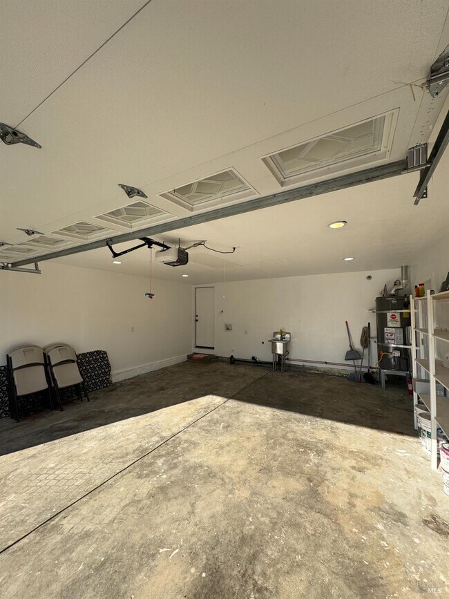 Building Photo - 124 Purdue Dr