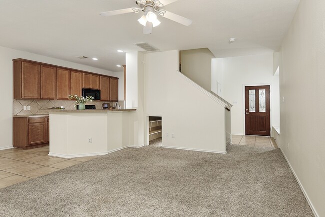 Building Photo - 51 Wickerdale Pl