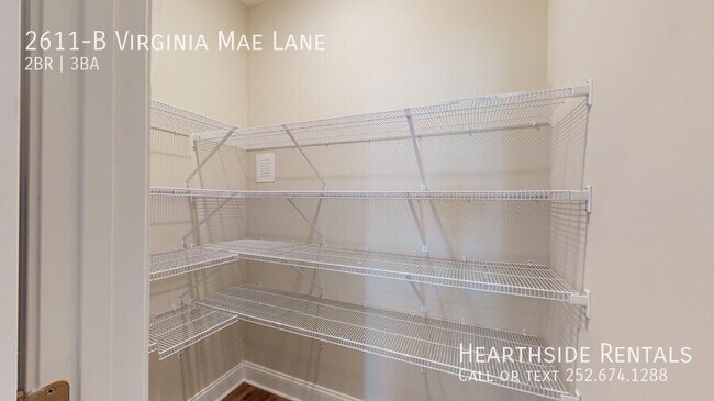 Building Photo - 2611 Virginia Mae Ln