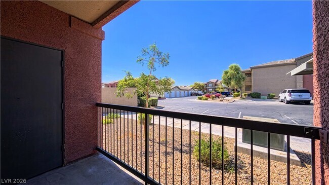 Building Photo - 8000 W Badura Ave