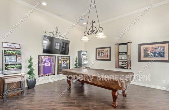 Building Photo - 8510 E Leland St