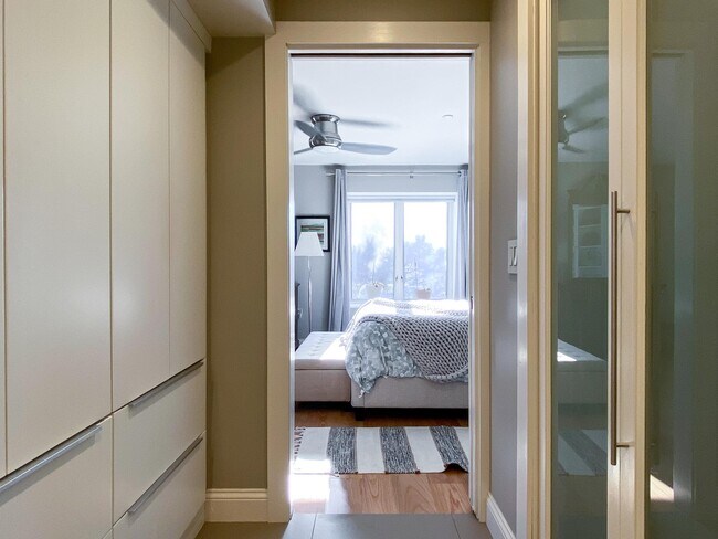 Building Photo - 601 N Segoe Rd